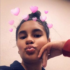 Meet your Posher, Eraina